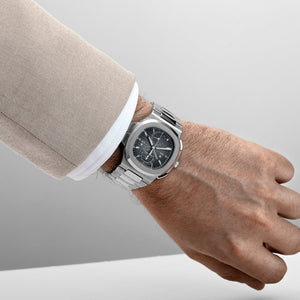 Patek Philippe Nautilus 5990/1A-001 Travel Time Chronograph (2019) — foto 2