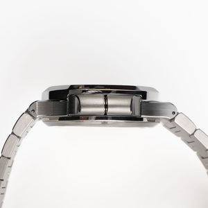 Patek Philippe Nautilus 5990/1A-011 'Travel Time' Flyback Chronograph Stainless Steel Blue Dial (2025) — foto 8