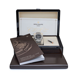 Patek Philippe Nautilus 5990/1A-011 'Travel Time' Flyback Chronograph Stainless Steel Blue Dial (2026) — foto 8