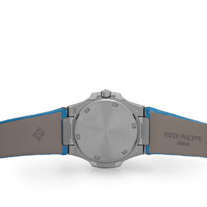 Patek Philippe Nautilus 7010G-013 'Ladies' White Gold Blue Dial Diamond Bezel (2025) — foto 6