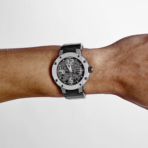 Richard Mille RM 033 'Extra Flat' Automatic Titanium/Carbon TPT — foto 3