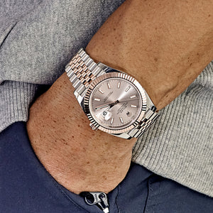 Rolex Datejust 41 126331 Rose Gold Stainless Steel Sundust Dial Jubilee (2024) — foto 2