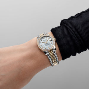 Rolex Datejust 31 278383RBR 'Ladies' Stainless Steel Yellow Gold Mother of Pearl Diamond Dial Diamond Bezel Jubilee (2026) — foto 2