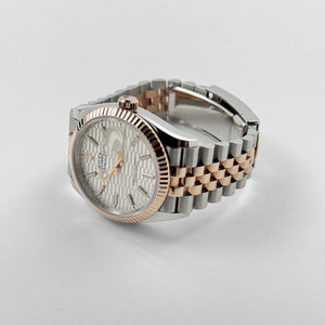 Rolex Datejust 36 126231 Rose Gold Stainless Steel Silver Fluted Motif Dial (2024) — foto 4