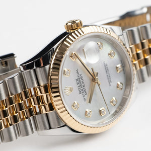 Rolex Datejust 36 126233 Stainless Steel Yellow Gold Mother of Pearl Diamond Dial Jubilee (2021) — foto 7