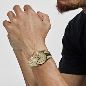 Rolex Day-Date 36 128238 Yellow Gold Diamond-Paved Rainbow Dial — foto 2