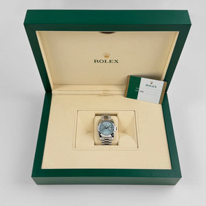 Rolex Day-Date 228206 40 Platinum Ice Blue Diagonal Motif Dial — foto 8