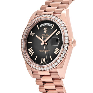 Rolex Day-Date 40 228345RBR Rose Gold Diamond Bezel Slate Ombre Dial (2025) — foto 3