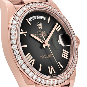 Rolex Day-Date 40 228345RBR Rose Gold Diamond Bezel Slate Ombre Dial (2025) — foto 5