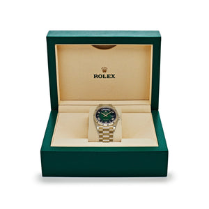 Rolex Day-Date 36 128238 Yellow Gold Green Ombre Roman Numeral Dial (2025) — foto 7