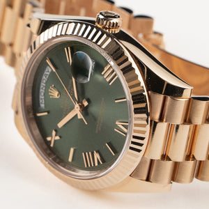 Rolex Day-Date 40 228235 Rose Gold Olive Green Dial (2023) — foto 6