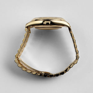 Rolex Day-Date 40 228238 Yellow Gold Silver Roman Numerals Dial (2026) — foto 7