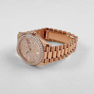 Rolex Day-Date 40 228345RBR Rose Gold Diamond Dial Diamond Bezel (2021) — foto 5