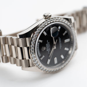 Rolex Day-Date 40 228349RBR White Gold Black Diamond Baguette Dial Diamond Bezel (2022) — foto 9