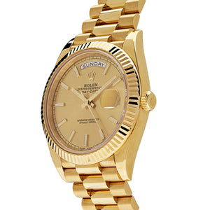 Rolex Day-Date 40 228238 Yellow Gold Champagne Dial (2026) — foto 2