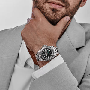 Rolex GMT-Master II 126710GRNR 'Bruce Wayne' Stainless Steel Black Dial Oyster (2024) — foto 3