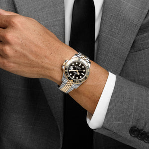 Rolex GMT-Master II 126713GRNR Stainless Steel Yellow Gold Black Dial Jubilee (2025) — foto 3