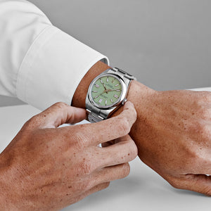 Rolex Oyster Perpetual 36 126000 Stainless Steel Pistachio Dial (2025) — foto 2